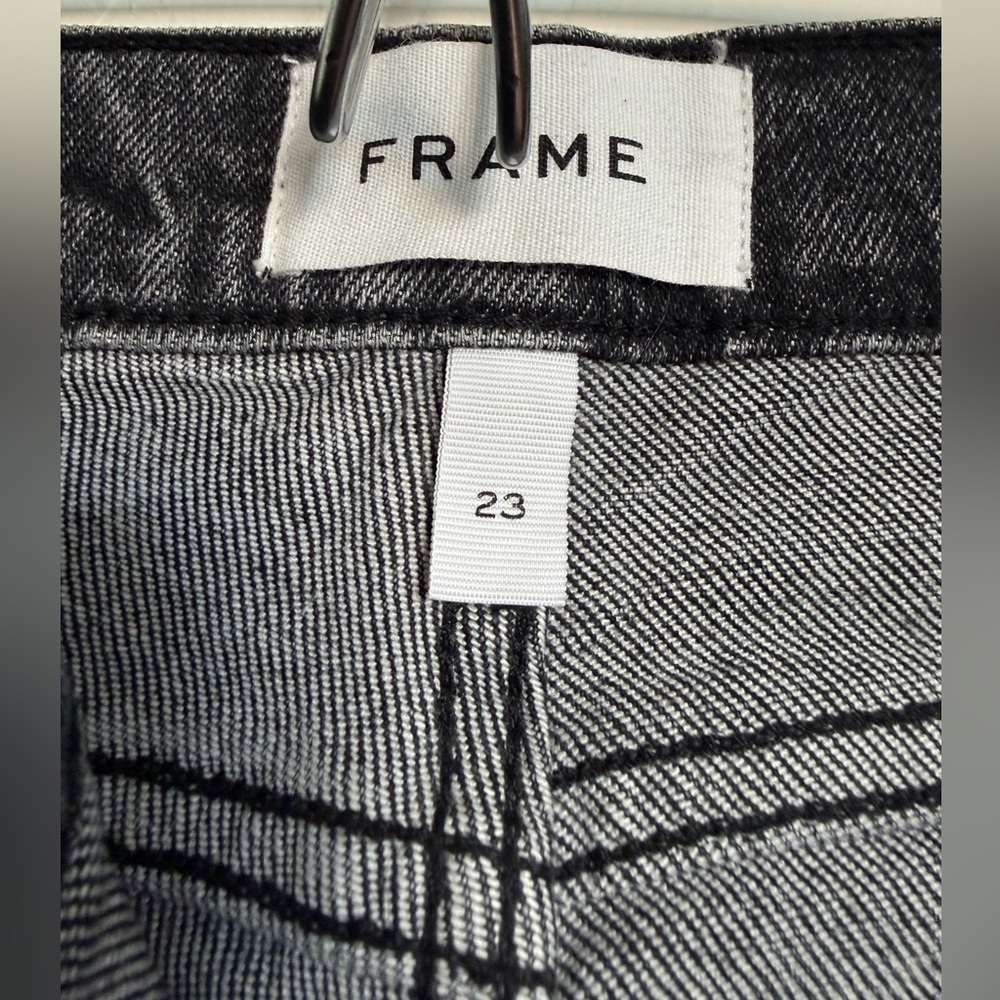 FRAME Le High Straight Cropped Women’s Jeans in Color Edgey - 23 - Picture 5 of 6